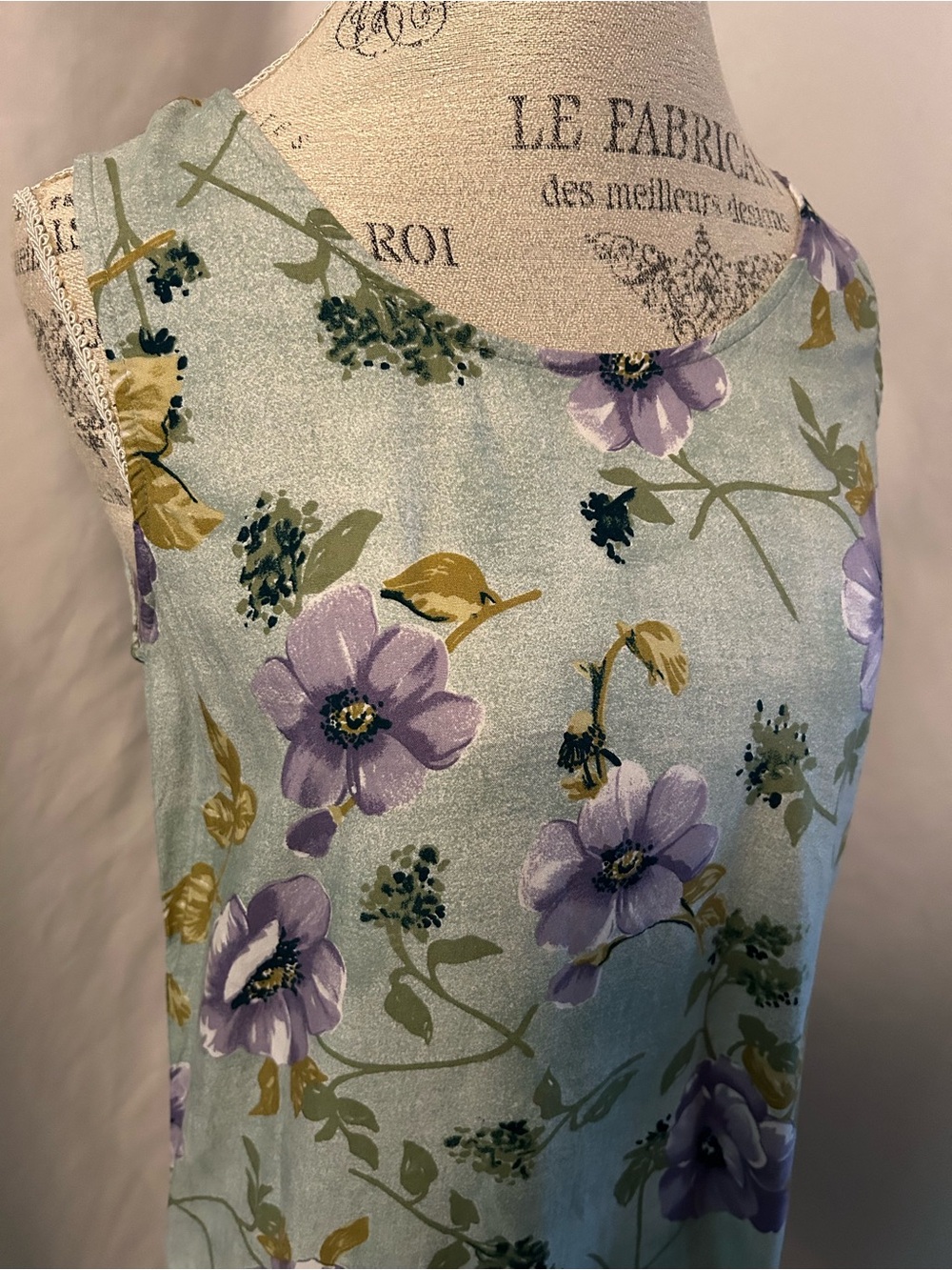 Floral Sleeveless Women’s Summer Maxi Dress in Light Green and Lavender - Picture 2 of 3